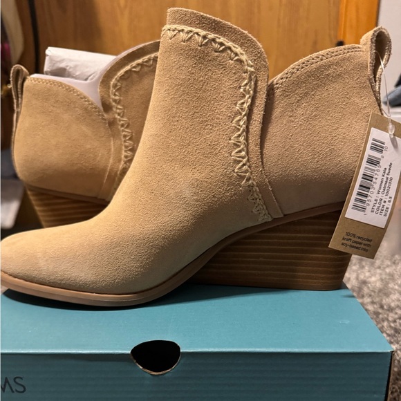 Toms Shoes - Toms Beige Suede Ankle Booties